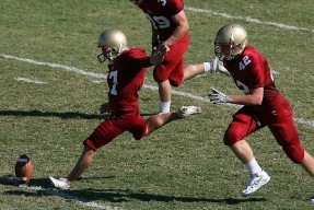 九游9游-梅西在世界杯预选赛中建功，阿根廷展现强大实力