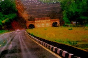 九游下载安装-德甲壮观场面：速度与力量的激情碰撞，德甲冲刺速度最快球员